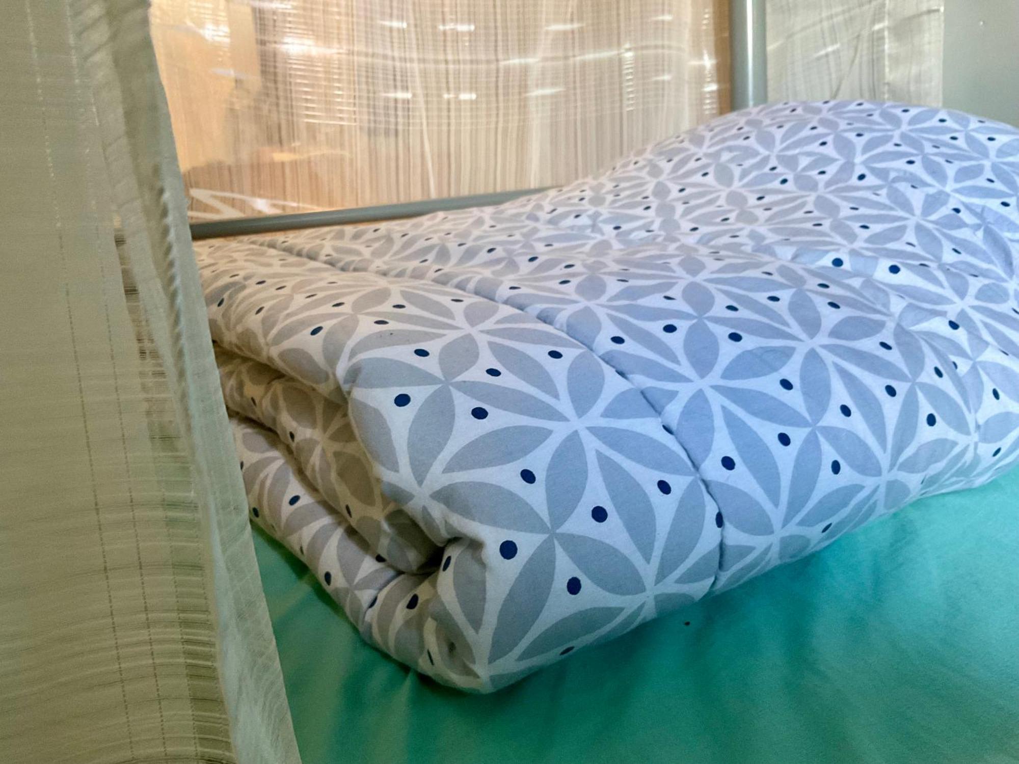 Female-Dortoir Femme -Dorm Shared Room Paris Bobigny Eksteriør billede