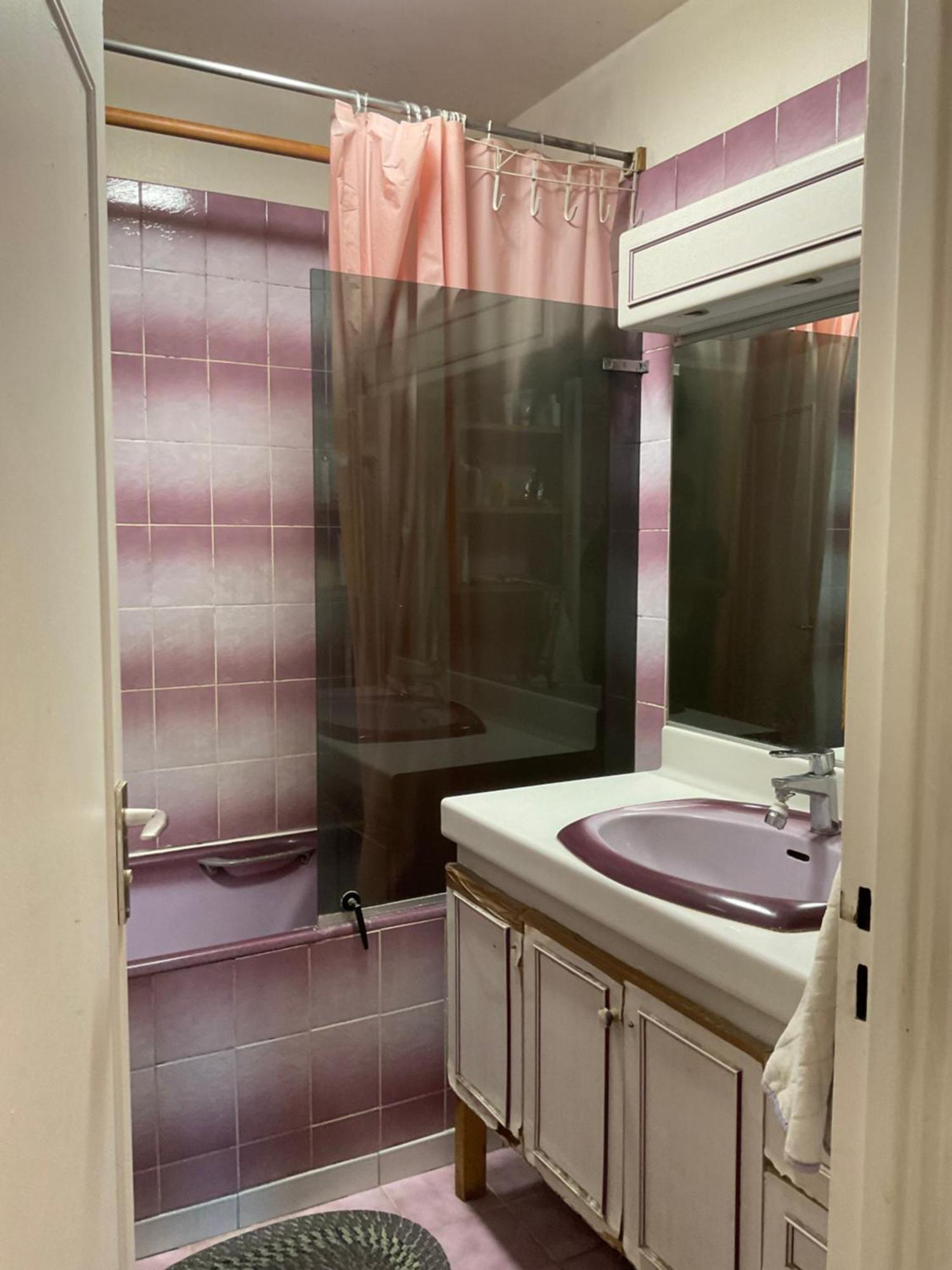 Female-Dortoir Femme -Dorm Shared Room Paris Bobigny Eksteriør billede